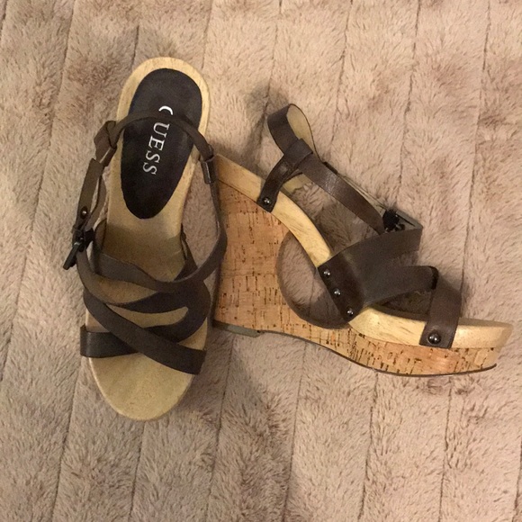 Guess Wedges - Picture 2 of 5